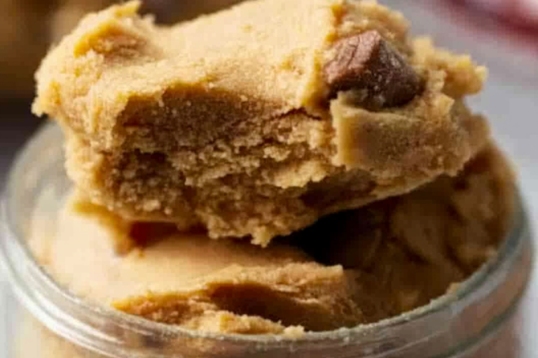 Indulge in this delightful, eggless peanut butter cookie dough, perfect for satisfying your sweet cravings without baking. It's safe to eat and incredibly simple to make!