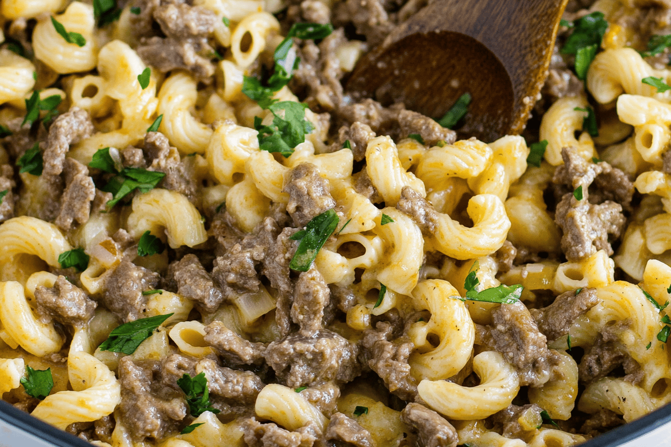 Crockpot Philly Cheesesteak Pasta Casserole - Recipes Mentor