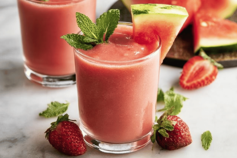 Stay cool this summer with a refreshing watermelon smoothie! Perfectly hydrating and delicious! 🍉🥤