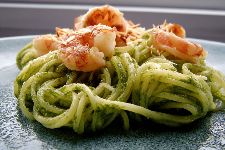 Discover the vibrant flavors of this Japanese-style pesto that elevates any dish. 🍃🌟